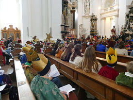 Diözesale Aussendung der Sternsinger im Hohen Dom zu Fulda (Foto:Karl-Franz Thiede)